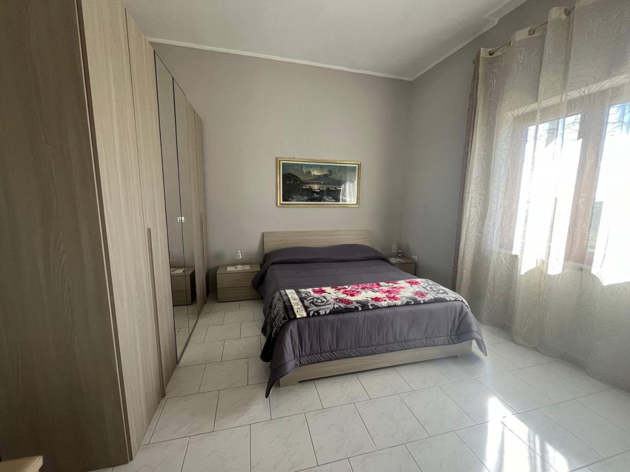 Holiday-Caroline Apartment بومبيي المظهر الخارجي الصورة