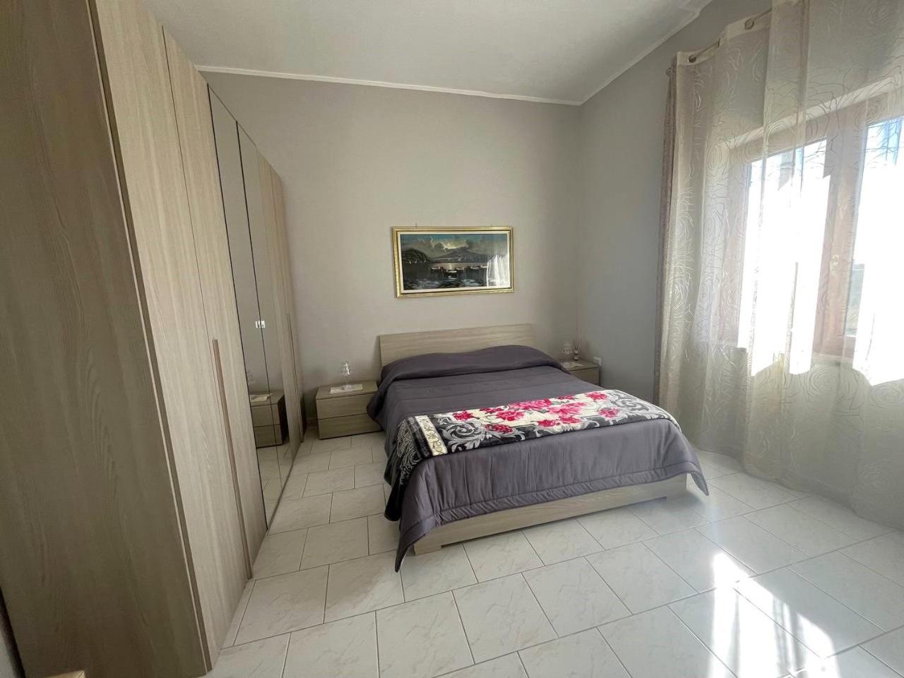 Holiday-Caroline Apartment بومبيي المظهر الخارجي الصورة