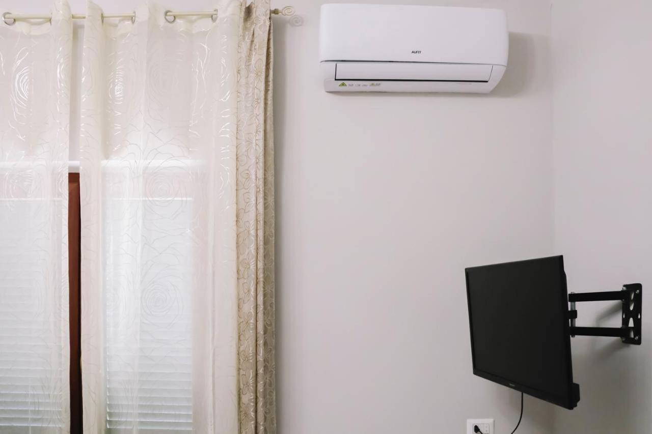 Holiday-Caroline Apartment بومبيي المظهر الخارجي الصورة
