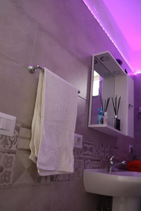 Holiday-Caroline Apartment بومبيي المظهر الخارجي الصورة